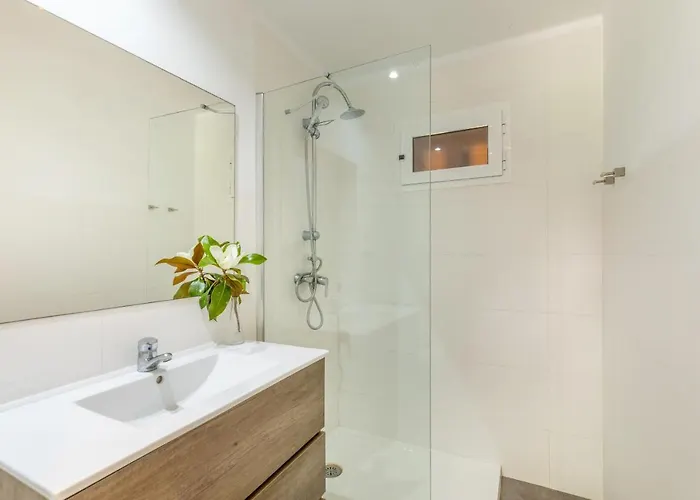 Vora By Js * Порт-де-Польєнса